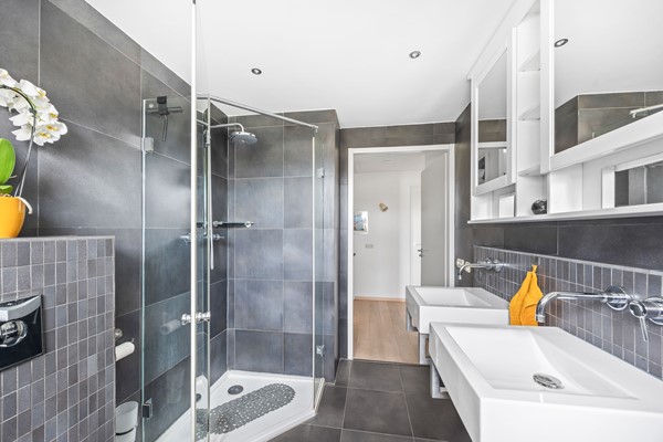 Medium property photo - Van der Stoklaan 49, 2493 BX The Hague